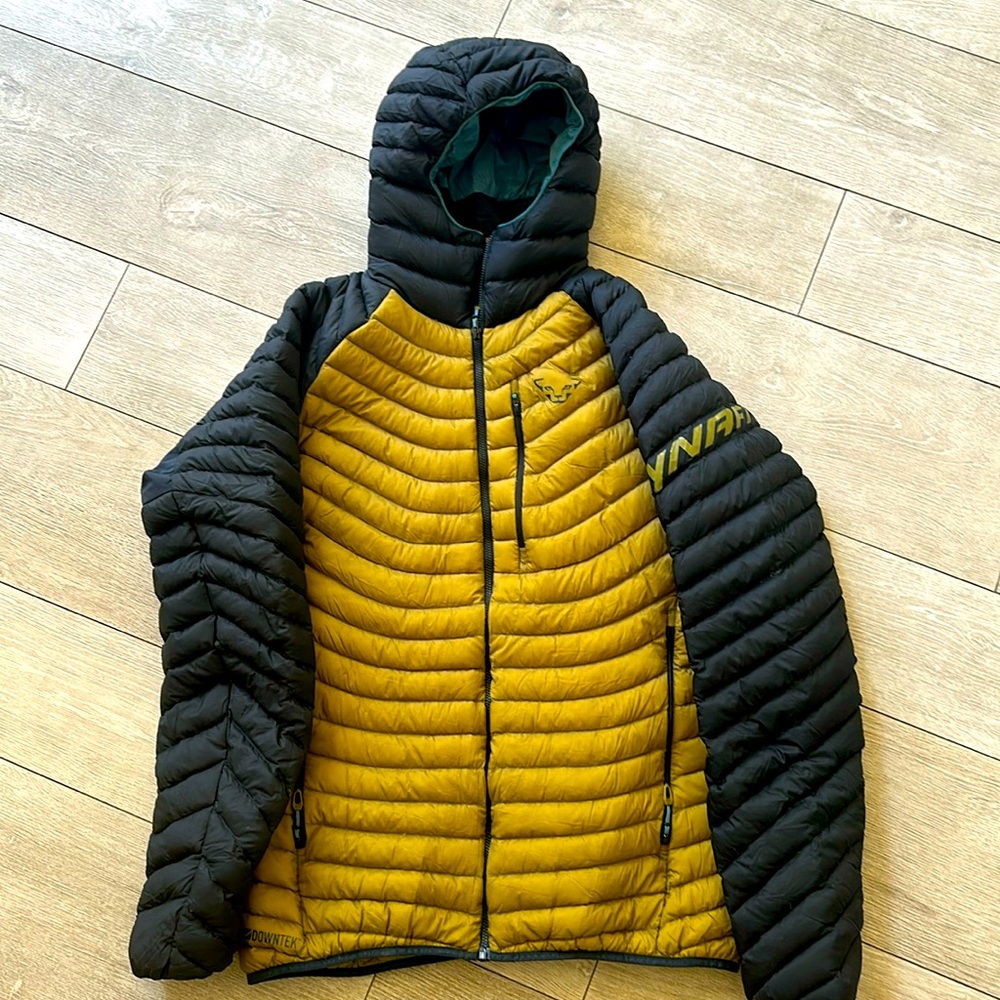 Men’s Medium Dynafit down jacket.